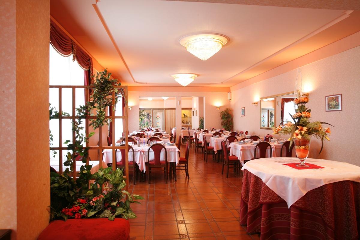 Premeno Hotel Villa Rosy מראה חיצוני תמונה
